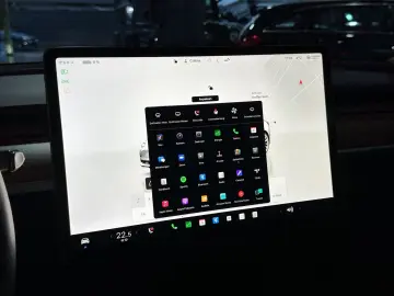 TESLA Model 3 Pano. Wärmepumpe R.Cam Premium-Sound PDC