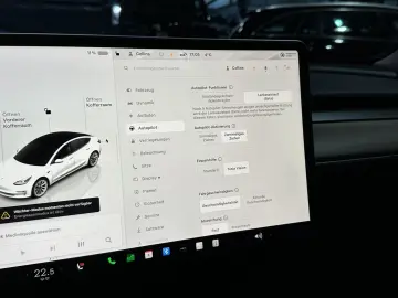 TESLA Model 3 Pano. Wärmepumpe R.Cam Premium-Sound PDC