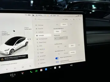 TESLA Model 3 Pano. Wärmepumpe R.Cam Premium-Sound PDC