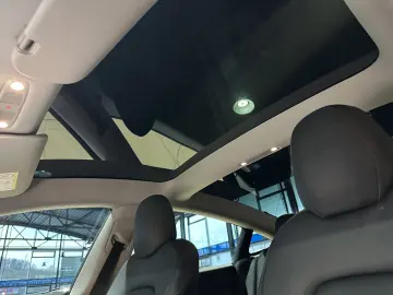 TESLA Model 3 Pano. Wärmepumpe R.Cam Premium-Sound PDC