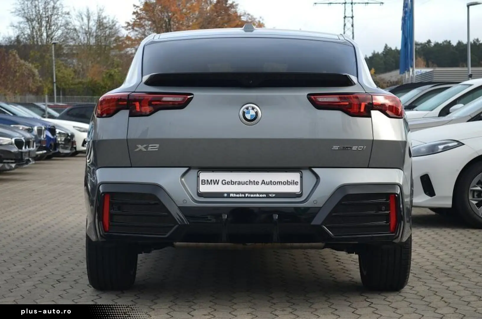BMW X2 sDrive20i IconicGlow360
