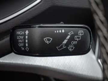 SEAT Tarraco 2.0 TDI Style PDC NAVI ACC LED 7-SITZER