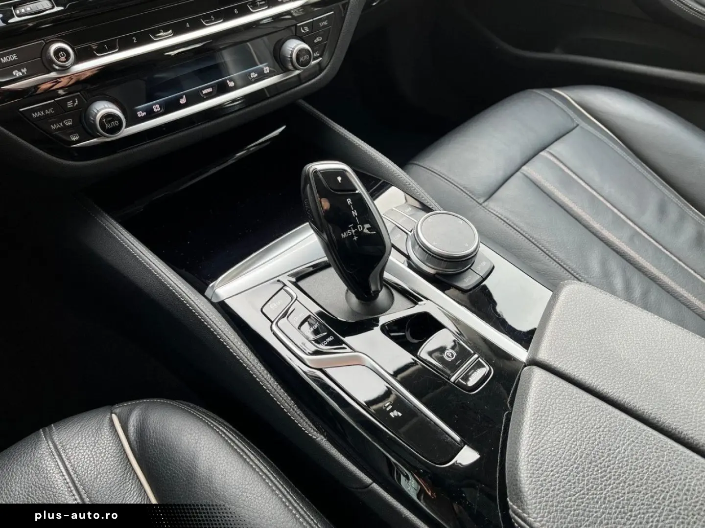 BMW 520dA Luxury Line LivePro Leder LED St Go Kamera