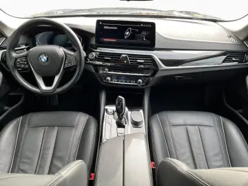 BMW 520dA Luxury Line LivePro Leder LED St Go Kamera