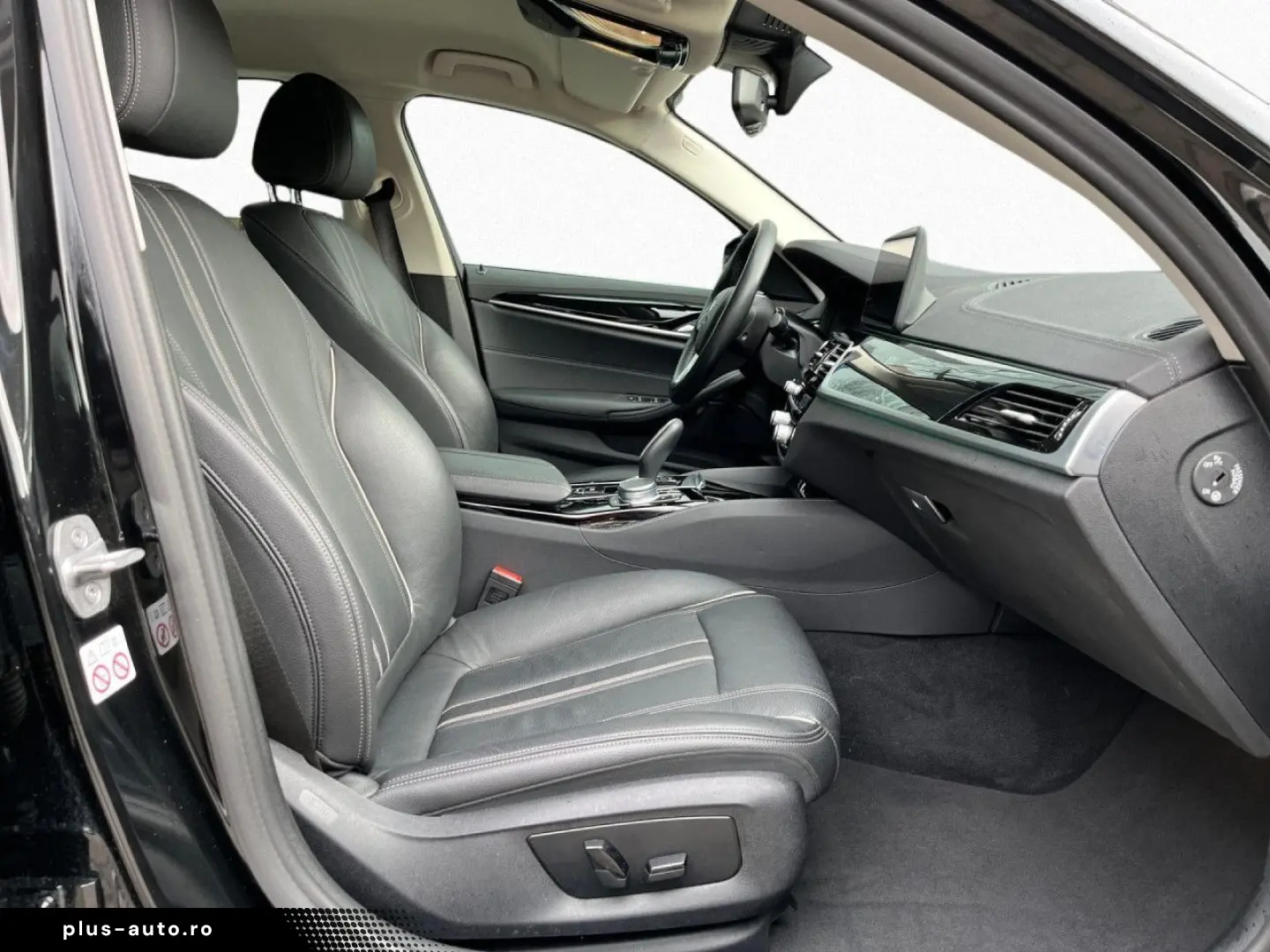 BMW 520dA Luxury Line LivePro Leder LED St Go Kamera