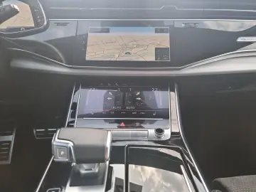 AUDI Q7 50 3.0 TDI quattro S-line NAVI AHK RÜCK.KAM P