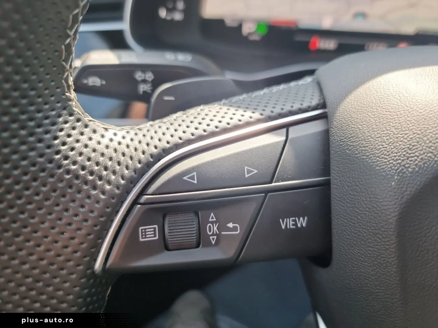 AUDI Q7 50 3.0 TDI quattro S-line NAVI AHK RÜCK.KAM P