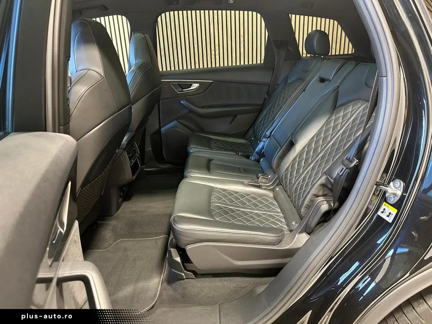 AUDI Q7 50 TDI S-LINE Competition Plus UVP  103.640€