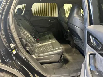AUDI Q7 50 TDI S-LINE Competition Plus UVP  103.640€