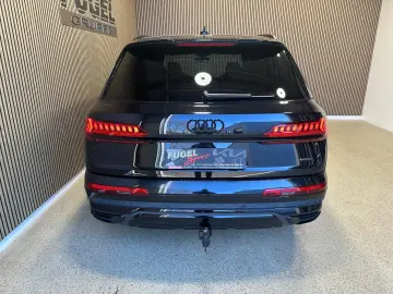 AUDI Q7 50 TDI S-LINE Competition Plus UVP  103.640€