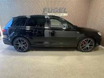 AUDI Q7 50 TDI S-LINE Competition Plus UVP  103.640€