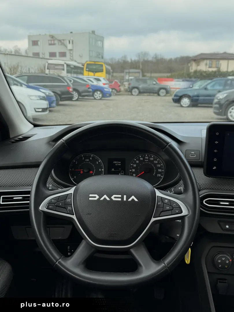 Dacia Logan TCe 90 MT5 Essential