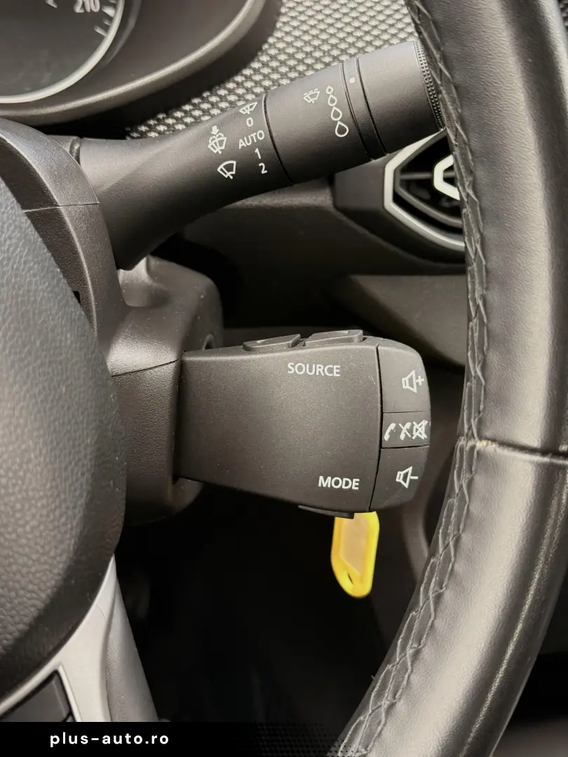 Dacia Logan TCe 90 MT5 Essential