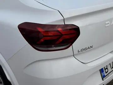 Dacia Logan TCe 90 MT5 Essential