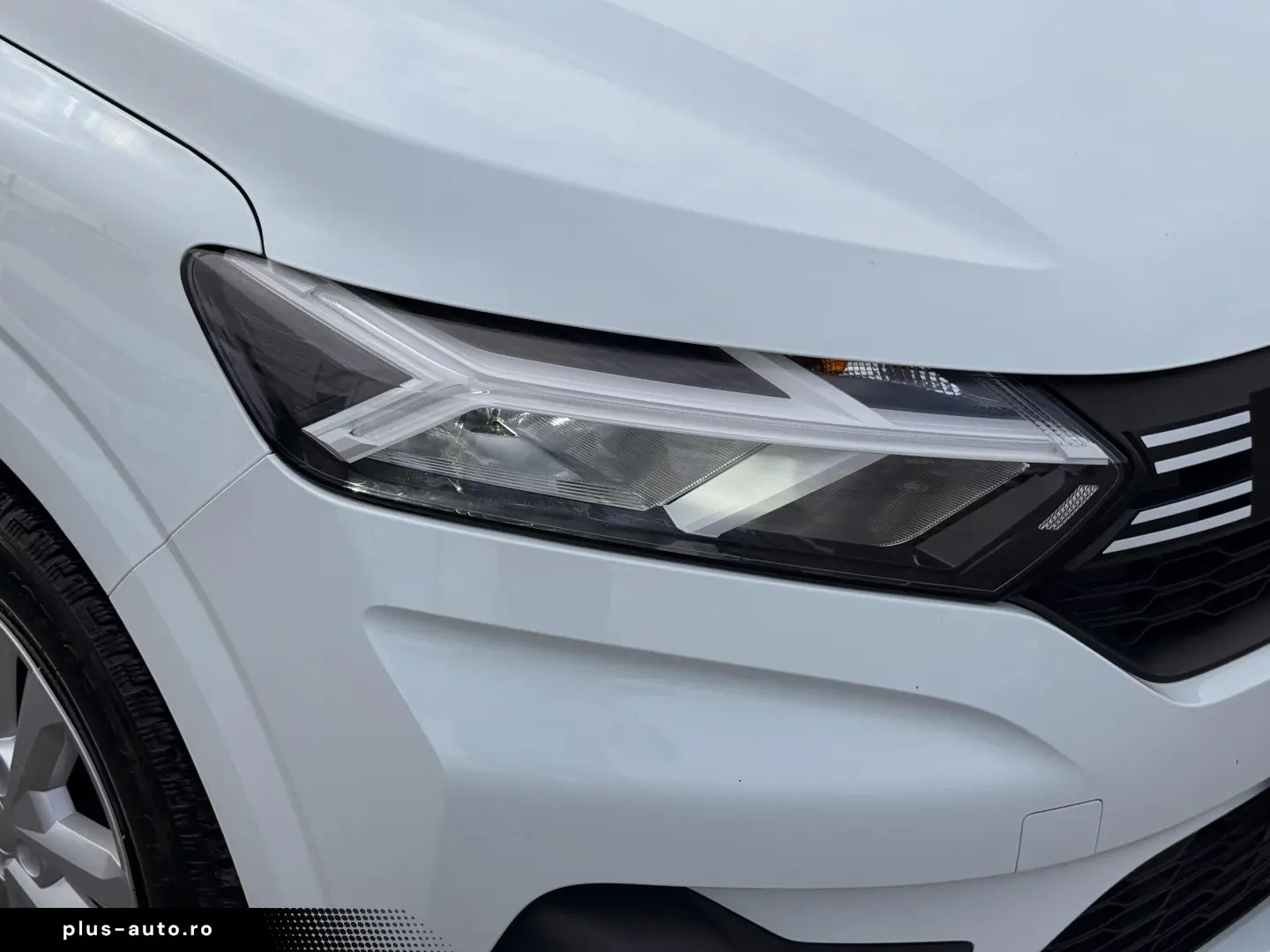 Dacia Logan TCe 90 MT5 Essential