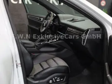 PORSCHE Cayenne Coupe S 440 PS Leichtbau Carbon Approved