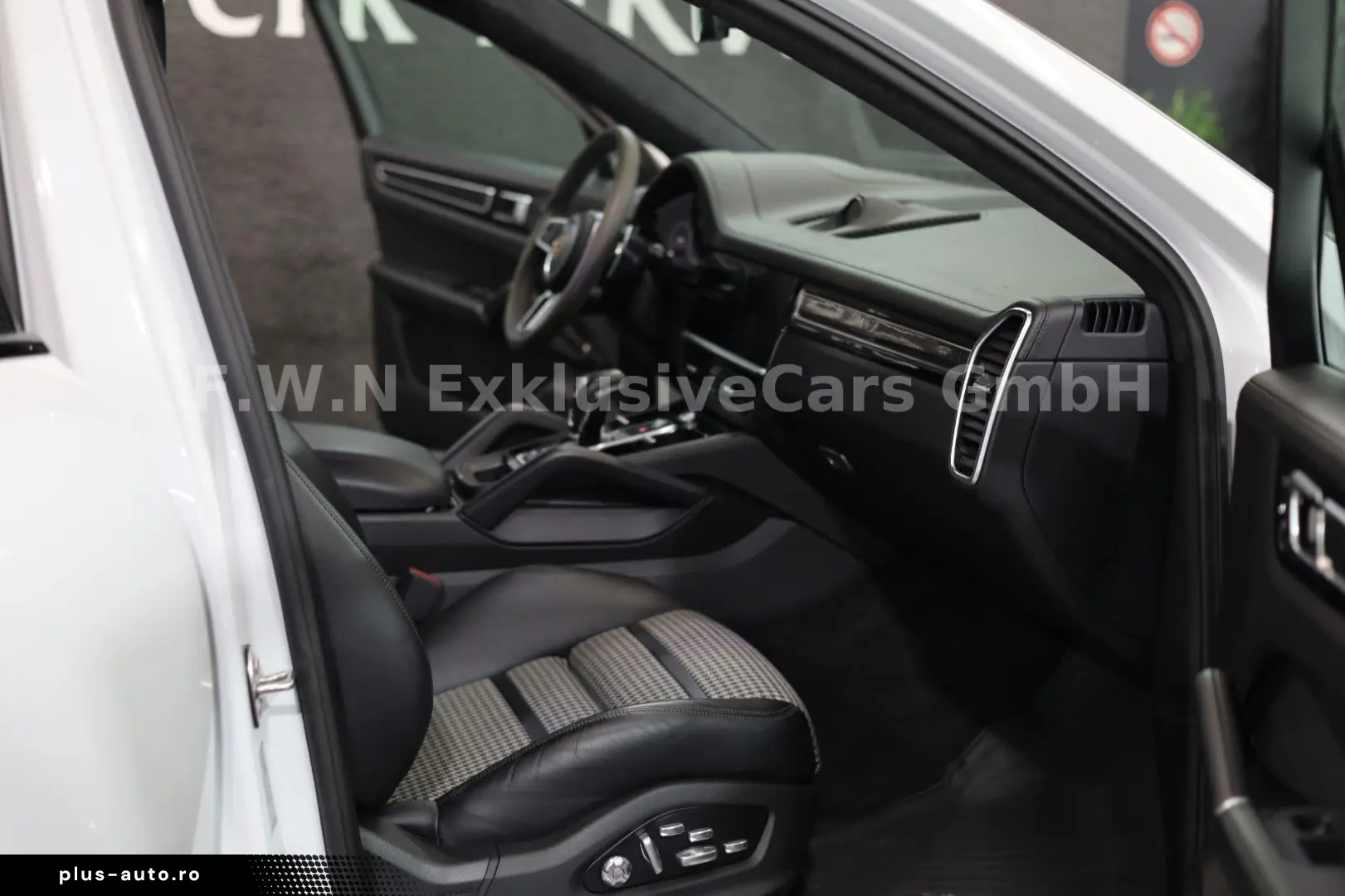 PORSCHE Cayenne Coupe S 440 PS Leichtbau Carbon Approved