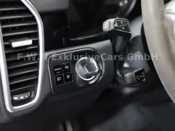 PORSCHE Cayenne Coupe S 440 PS Leichtbau Carbon Approved