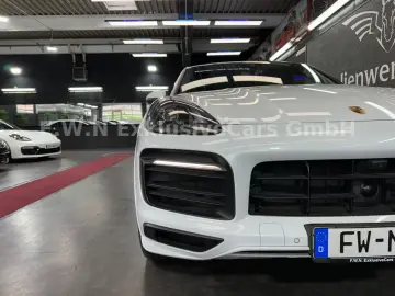 PORSCHE Cayenne Coupe S 440 PS Leichtbau Carbon Approved