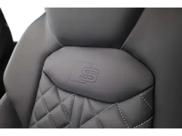 AUDI SQ7 TFSI quattro 7 locuri