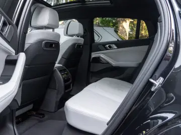 BMW X6 40d M SPORT.LUFTF.PANO