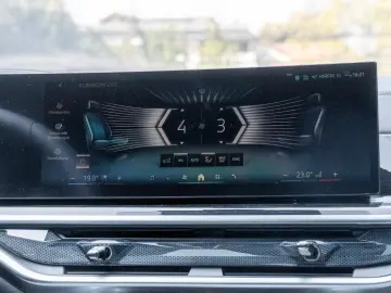 BMW X6 40d M SPORT.LUFTF.PANO