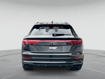 AUDI SQ8 SUV