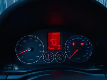 VW Golf 5 1.6 MPI  Fab 06-2008 Euro 4   1.6 BENZINA 102CP