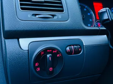 VW Golf 5 1.6 MPI  Fab 06-2008 Euro 4   1.6 BENZINA 102CP