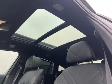 BMW X6 M60i B&W 360Kamera StandH AHK