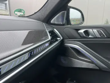 BMW X6 M60i B&W 360Kamera StandH AHK