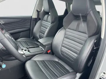 MG HS Luxury 1.5 DCT