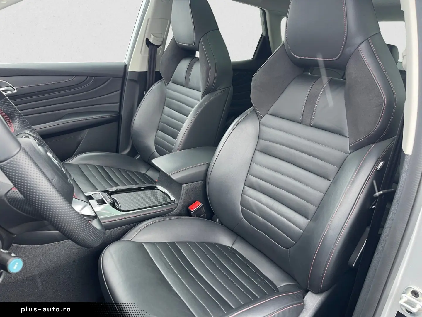 MG HS Luxury 1.5 DCT