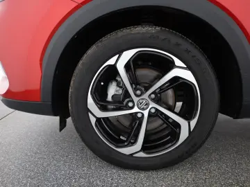 MG HS 1.5 T-GDI Luxury Automat