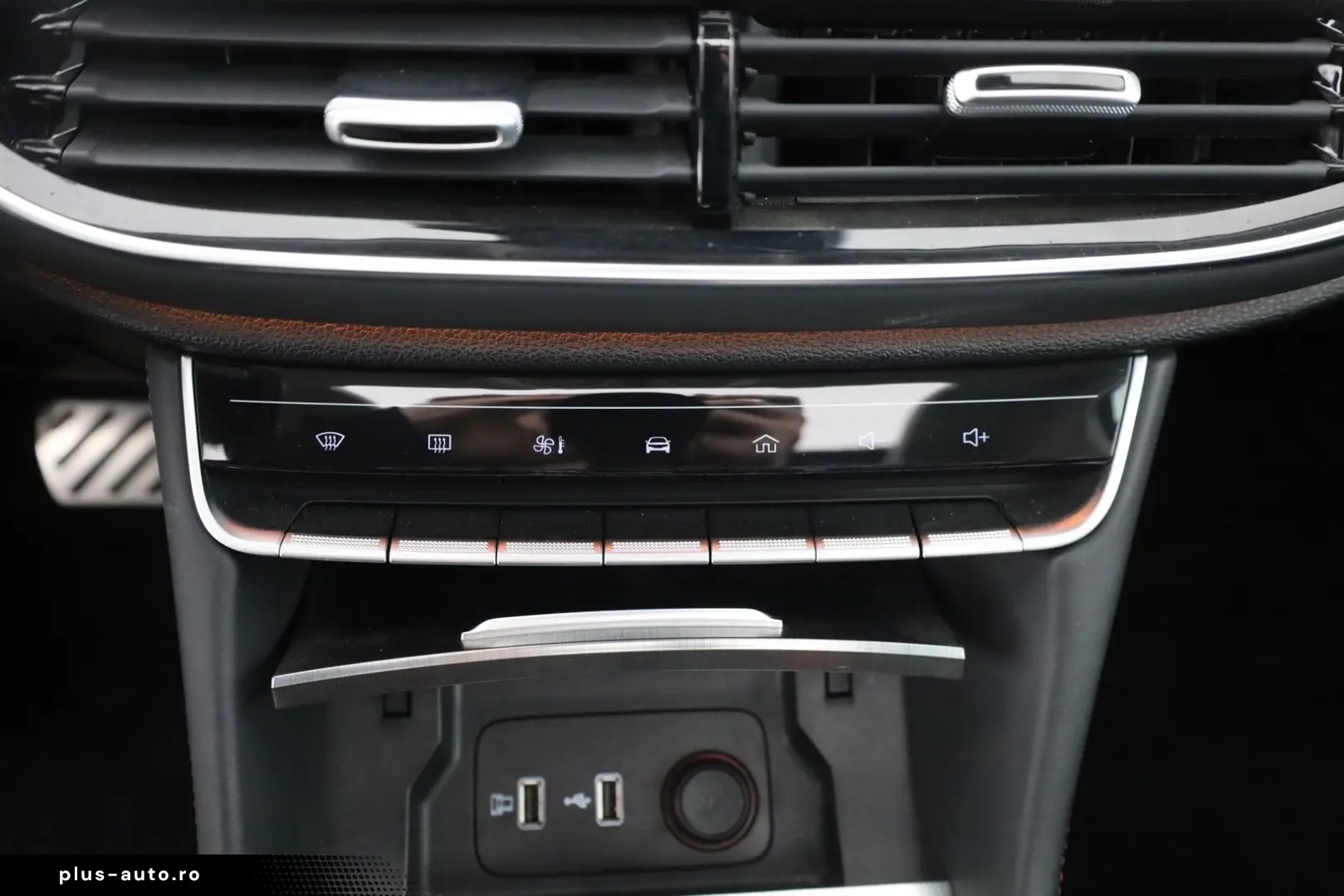 MG HS 1.5 T-GDI Luxury Automat