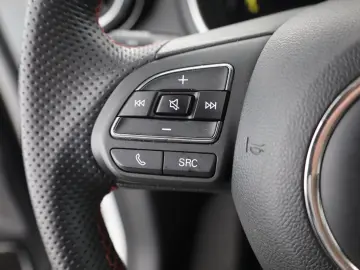 MG HS 1.5 T-GDI Luxury Automat