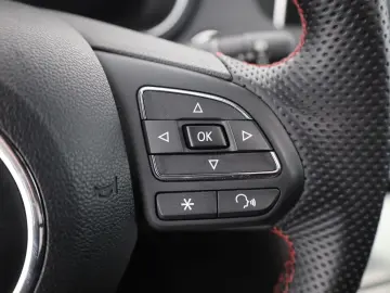 MG HS 1.5 T-GDI Luxury Automat