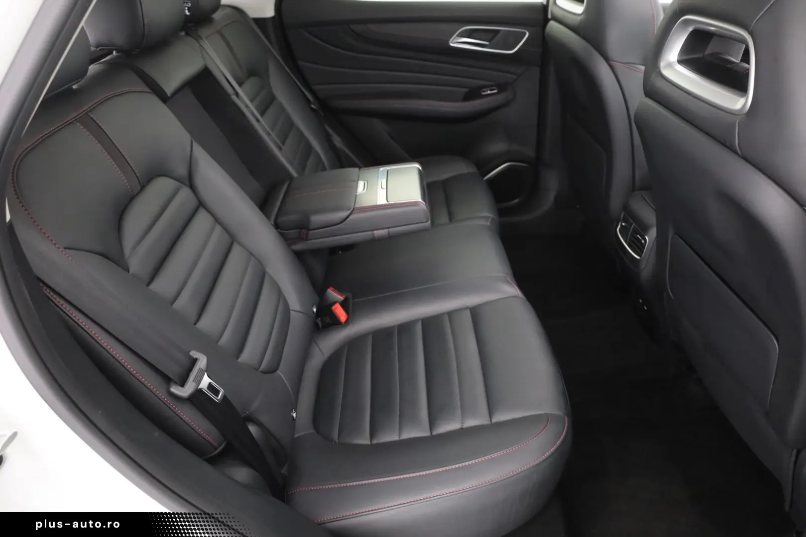 MG HS 1.5 T-GDI Luxury Automat