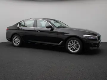 BMW 530i Kamera Glasdach DAB Lenkrhzg Klima-4. Alarm