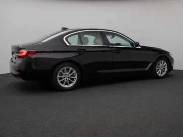 BMW 530i Kamera Glasdach DAB Lenkrhzg Klima-4. Alarm