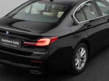 BMW 530i Kamera Glasdach DAB Lenkrhzg Klima-4. Alarm