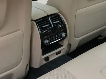 BMW 530i Kamera Glasdach DAB Lenkrhzg Klima-4. Alarm