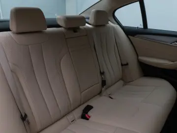 BMW 530i Kamera Glasdach DAB Lenkrhzg Klima-4. Alarm