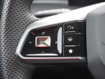 MG HS 1.5 T-GDI Luxury Aut. LED ACC 360  Totwinkel