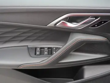 MG HS 1.5 T-GDI Luxury Aut. LED ACC 360  Totwinkel