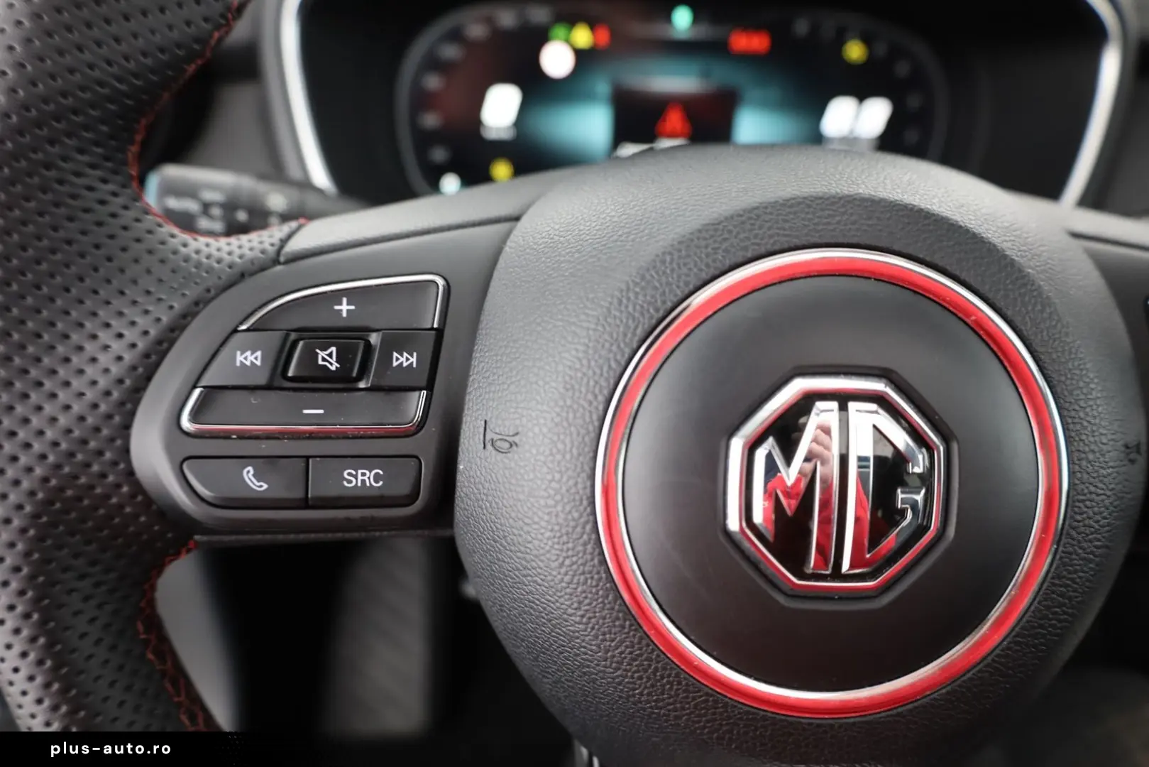 MG HS 1.5 T-GDI Luxury Aut. LED ACC Navi 360  Pano