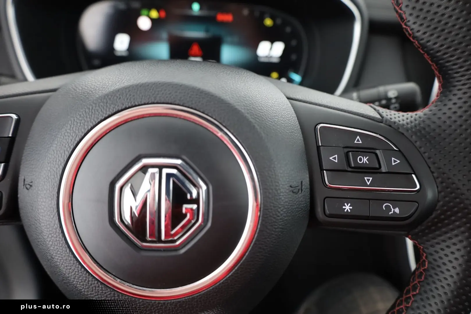 MG HS 1.5 T-GDI Luxury Aut. LED ACC Navi 360  Pano