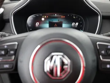 MG HS 1.5 T-GDI Luxury Aut. LED ACC Navi 360  Pano