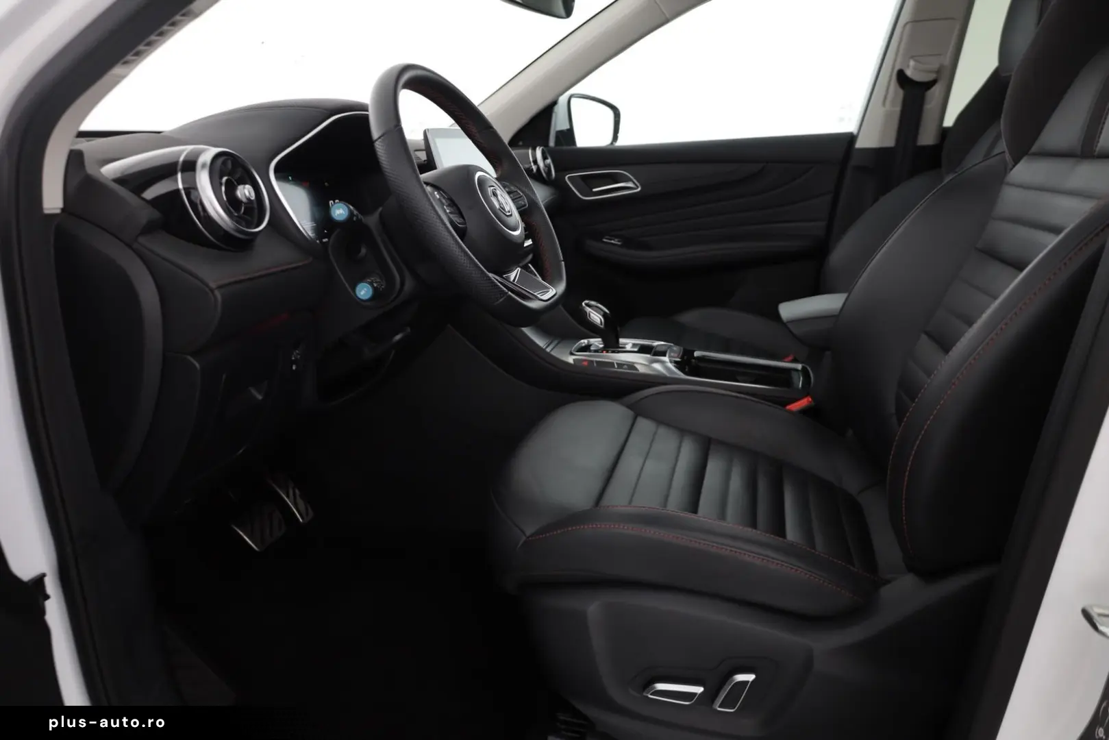 MG HS 1.5 T-GDI Luxury Aut. LED ACC Navi 360  Pano