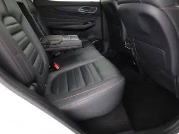 MG HS 1.5 T-GDI Luxury Aut. LED ACC Navi 360  Pano